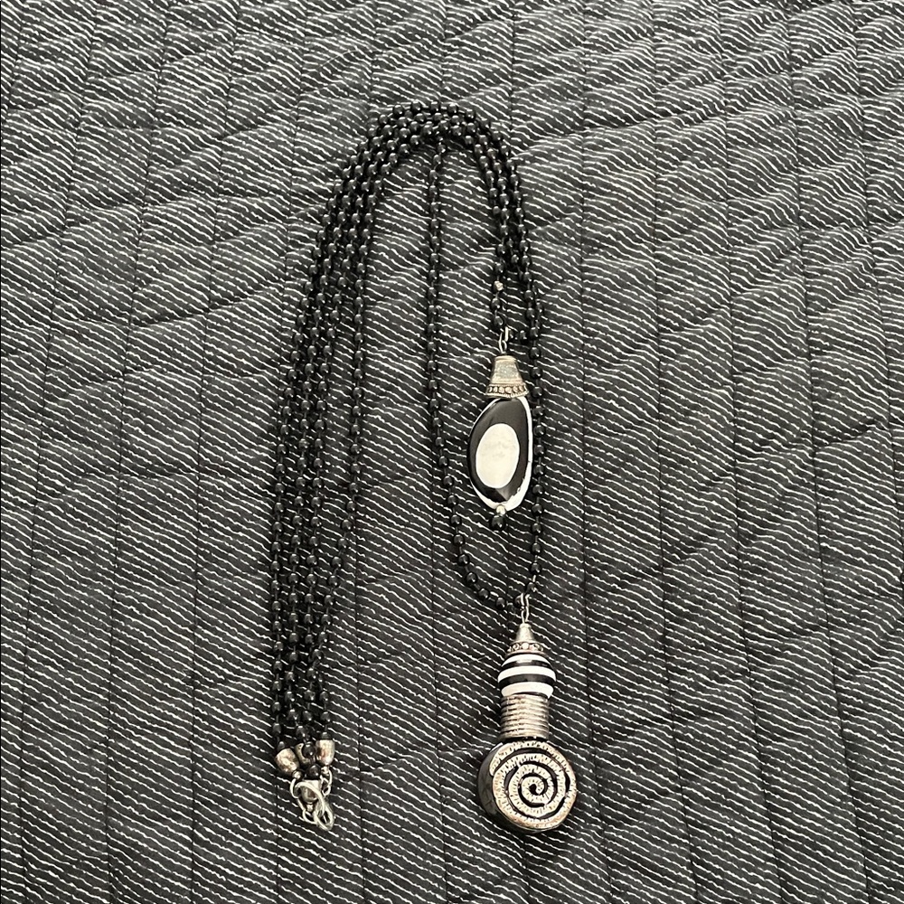 Black and White Spiral Dual Pendant Necklace - Picture 5 of 7
